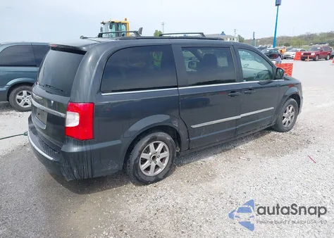 2012 Chrysler Town & Country Touring from USA, damaged, VIN 2C4RC1BG8CR189120